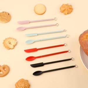 Mini Spatula and Spoon Sets, 8pcs Mini Silicone Telescopic Spatula and Scooping Spoon Scalable Silicone Small Jar Scraper Spatula with Hanging Buckle for Kitchen Narrow Bottle Makeup (4 Colors)